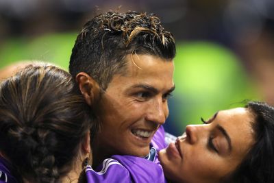 <p>Ronaldo Rodriguez Wedding Announcement Imminent<span></span><br></p>